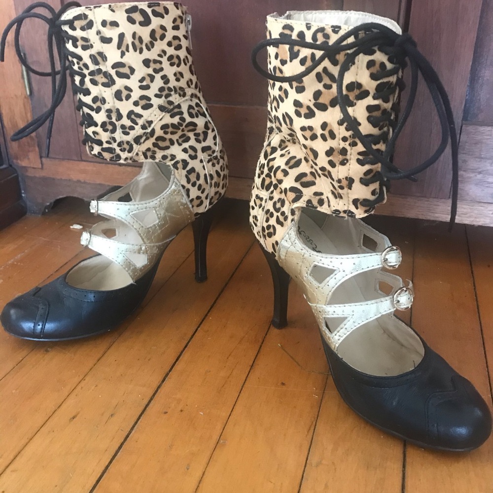 Unique NYLA Leopard booties size 7